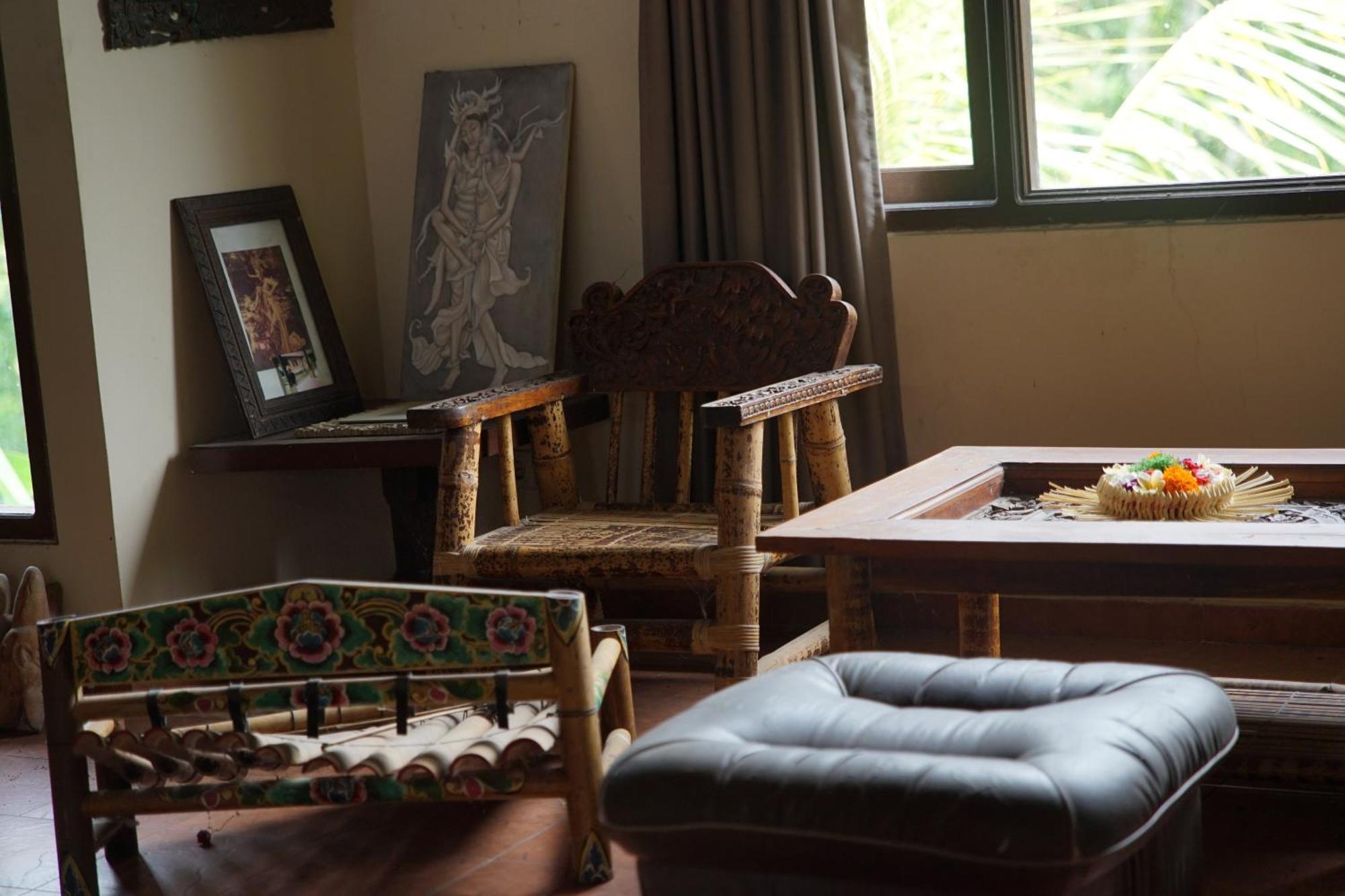 Jati Home Stay Убуд Экстерьер фото