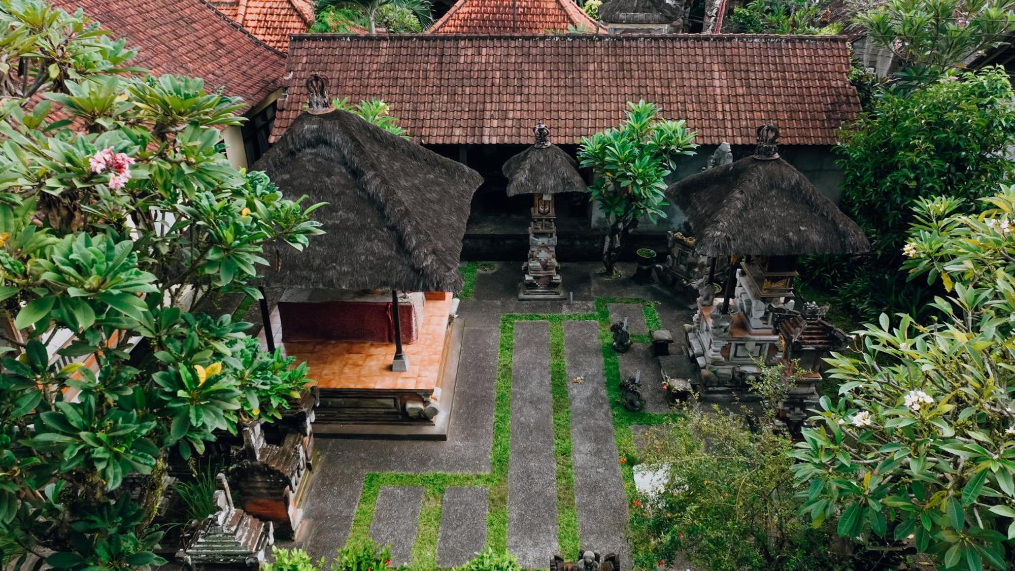 Jati Home Stay Убуд Экстерьер фото